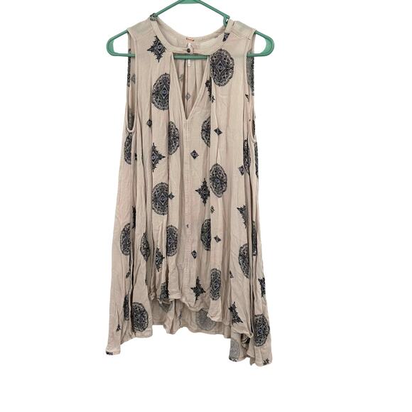 Free People Size Small Tunic Tan Medallion Sleeveless V‎ Neck Drape Sheath Loose - Picture 1 of 4